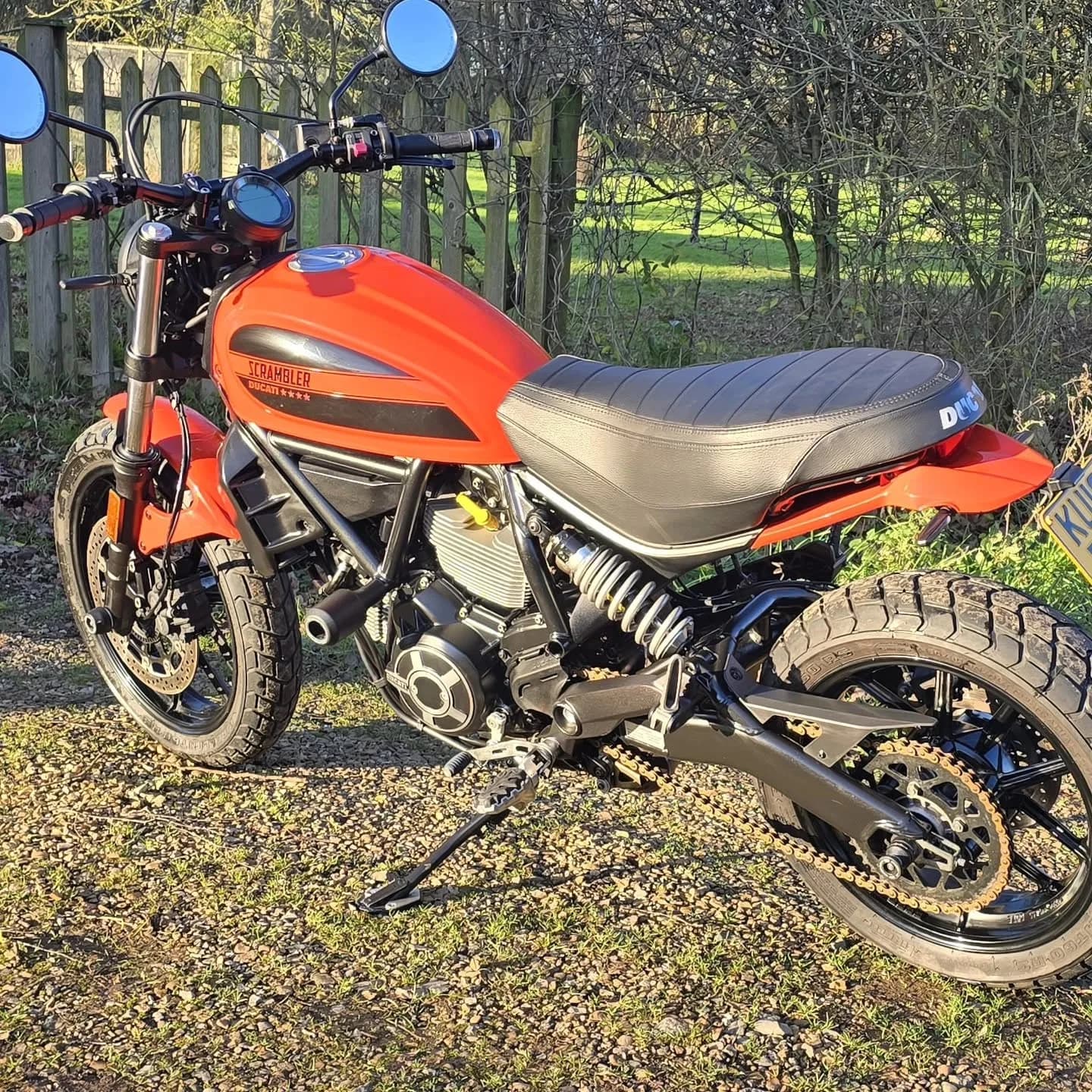 Ducati Scrambler 400 Sixty2 for sale